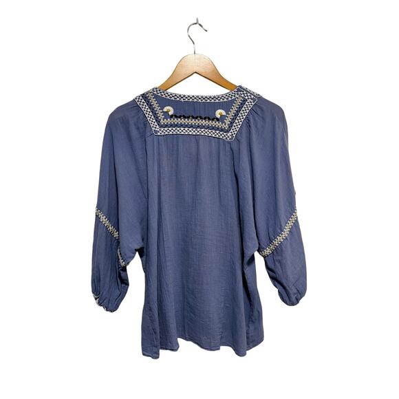 Max studio embroidered top - Picture 2 of 5